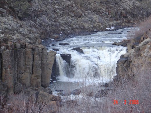 a little falls on the sprague river